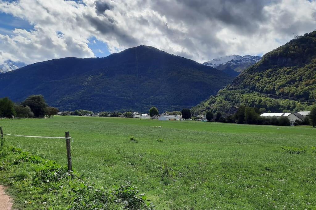Studio Calme Pour 4 Pers. Vue Exceptionnelle Bagnères-de-Luchon Екстериор снимка